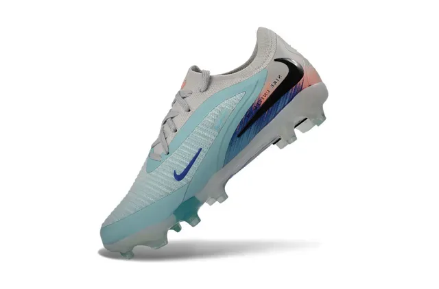 Nike Chaussures de Football Bleu Blanc Low-Cut Upper Maille Translucide TPU Cage Talon Terrain Ferme 8