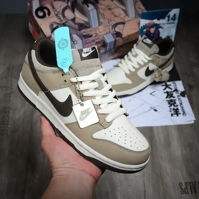 Nike Dunk Low Beige Brown White Lifestyle Sneakers 2