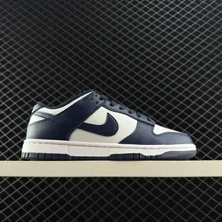 Nike Dunk Low Navy and White लाइफस्टाइल स्नीकर