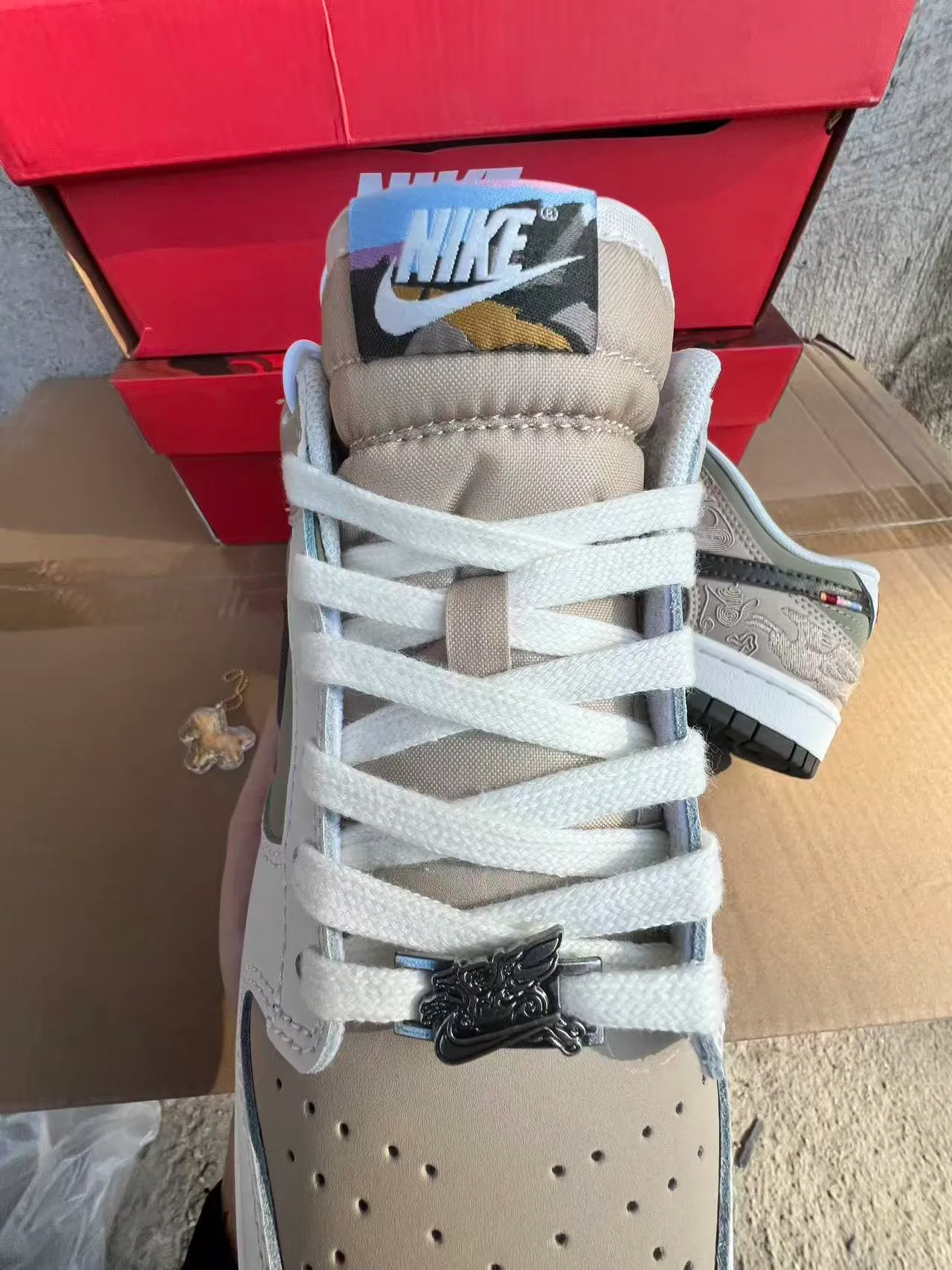 Nike Dunk Low Olive Beige Embroidered Wave Motif Lifestyle Sneakers 4