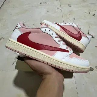 Nike Dunk Low Pink and Red Lifestyle Sneakers