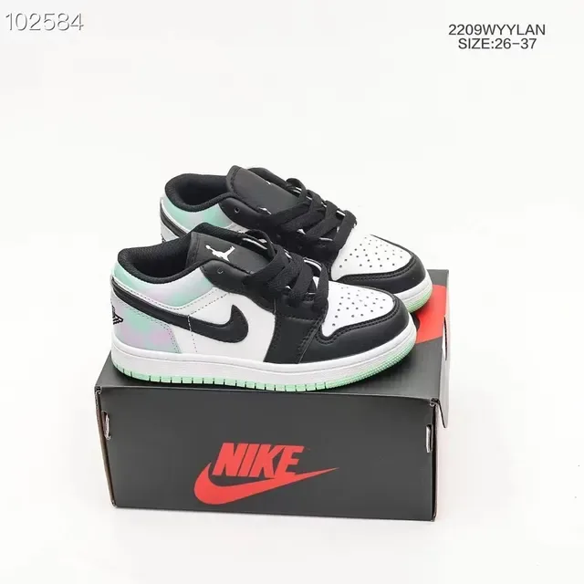 Nike Dunk Low White Red Lifestyle Sneakers 17