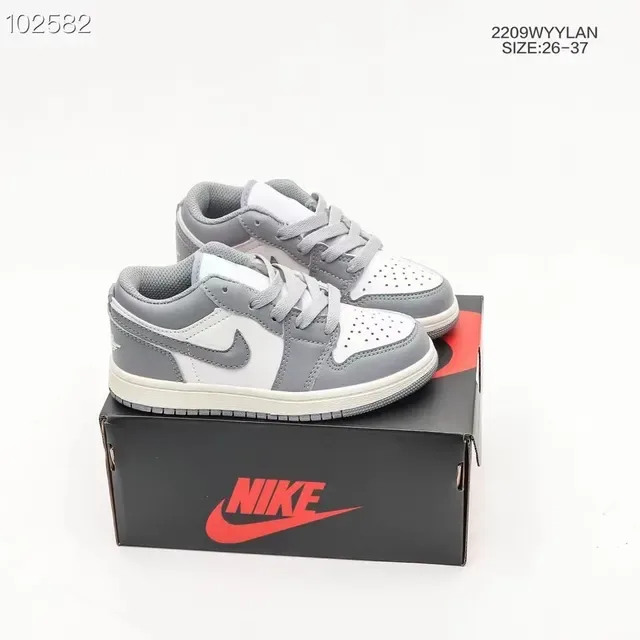Nike Dunk Low White Red Lifestyle Sneakers 22