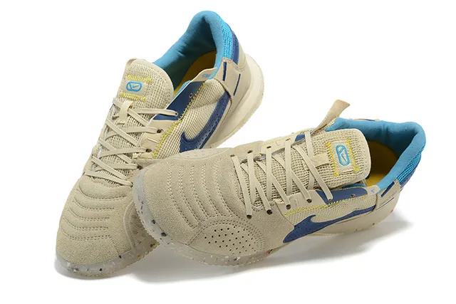 Nike Gato Chaussures de foot indoor Beige Bleu low top avec upper perforé suede-mesh 4