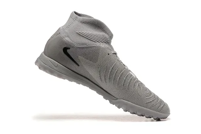 Nike Gris Noir Flyknit Upper Turf Chaussures de Football 4