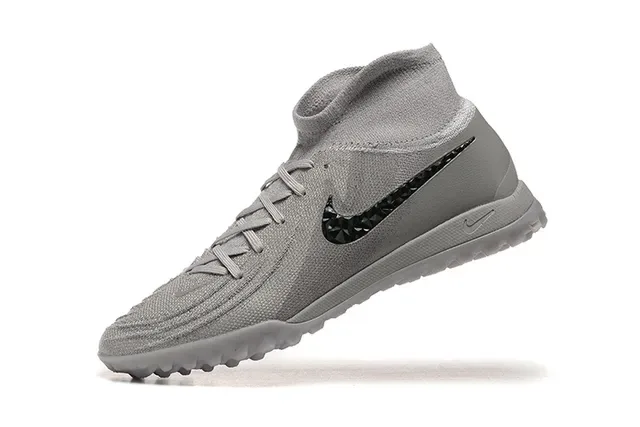 Nike Gris Noir Flyknit Upper Turf Chaussures de Football 5