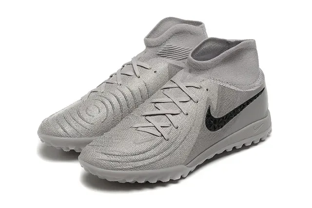 Nike Gris Noir Flyknit Upper Turf Chaussures de Football 8