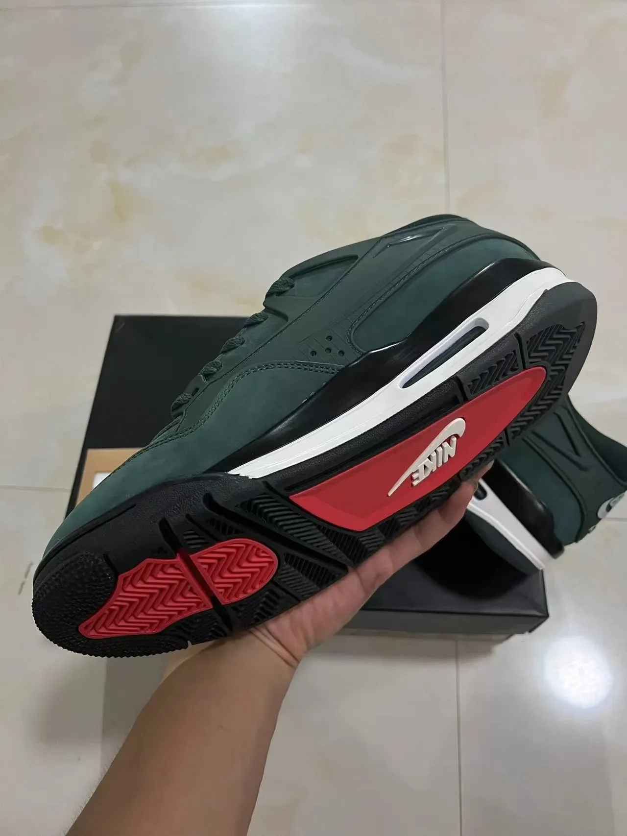 Nike Green Black Dark Suede And Synthetic Upper Sculpted Midsole Lifestyle Sneakers 6