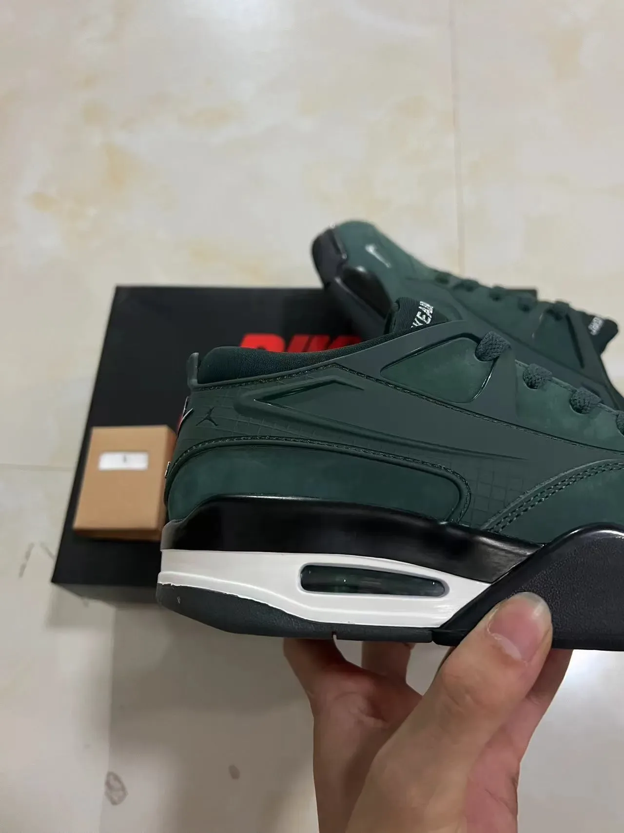Nike Green Black Dark Suede And Synthetic Upper Sculpted Midsole Lifestyle Sneakers 7