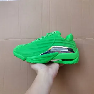 Nike Green Silver Sculpted Ribbed Upper Metallic Side Window Basketball Shoes