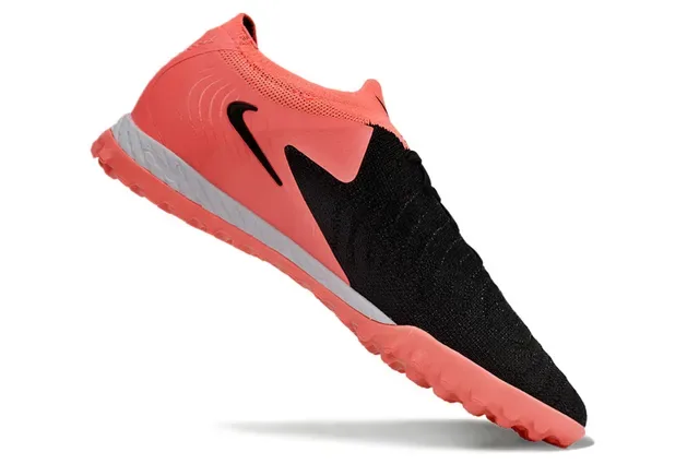 Nike Gripknit Tênis de Futebol Turf Laranja Preto com upper de knit e overlay lateral sintético de corte baixo 2