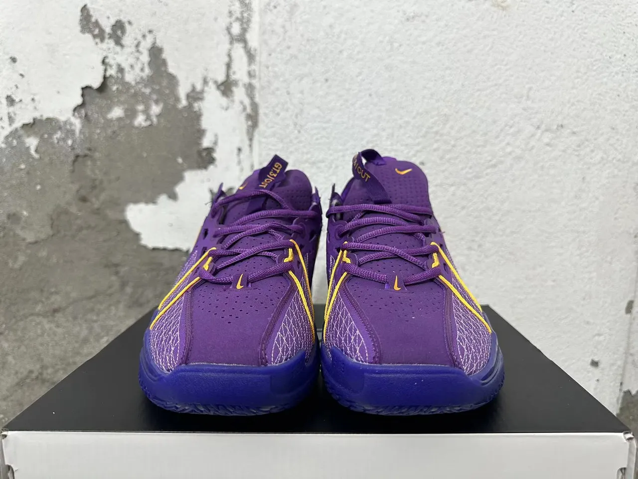 Nike GT.3/CUT Purple Yellow chaussures de basket-ball 4