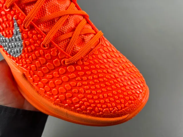 Nike Orange Silver Pebbled Synthetic Upper Low-Cut Silhouette Basketball Shoes 2