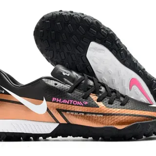 Nike Phantom GT काले भूरे रंग के निम्न-कट सिंथेटिक अपर मेटेलिक कॉपर-ऑरेंज ग्रेडिएंट टर्फ फुटबॉल जूते