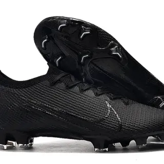 Nike Phantom GT Black Firm-Ground 足球鞋