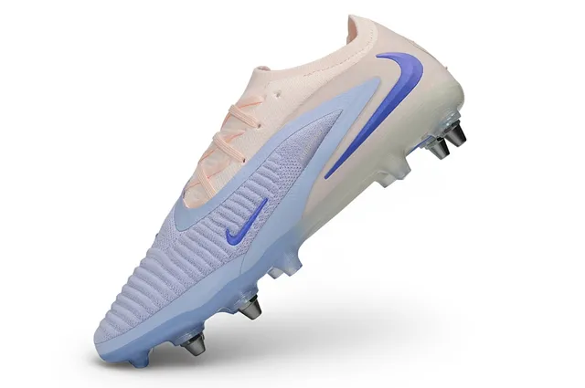 Nike Phantom GT Pink Blue Knit Upper Asymmetrical Lacing Firm-Ground Soccer Shoes 3
