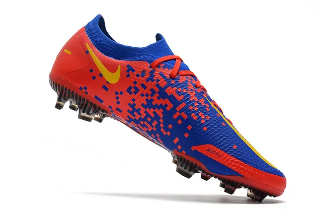 Nike Phantom GT Vermelho Azul Baixo Corte Tricô Superior Padrão Digital Pixelado Superfície Firme Sapatos de Futebol 24