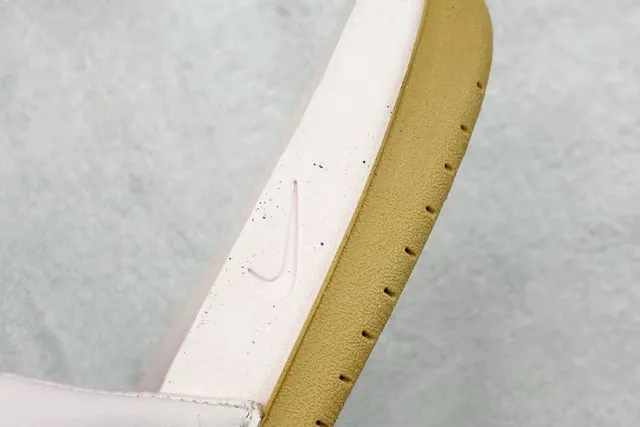 Nike Pink Beige Single-Strap Slide Ribbed Texture Slippers 2