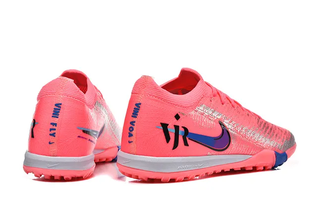 Nike Chaussures de football avec upper tricoté rose bleu col bas pour pelouse 5