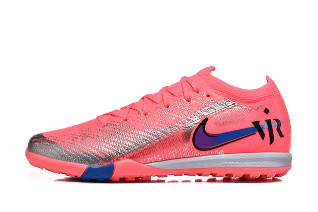Nike Chaussures de football avec upper tricoté rose bleu col bas pour pelouse 10