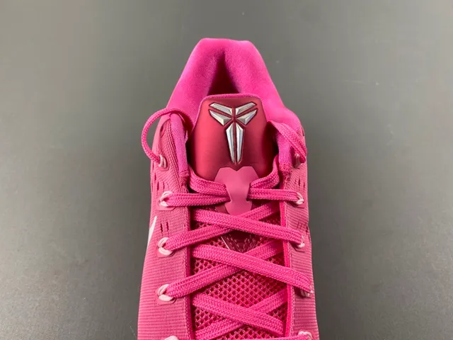 Nike Pink White Engineered Mesh Upper Perforated Ventilation Basketball Shoes 6