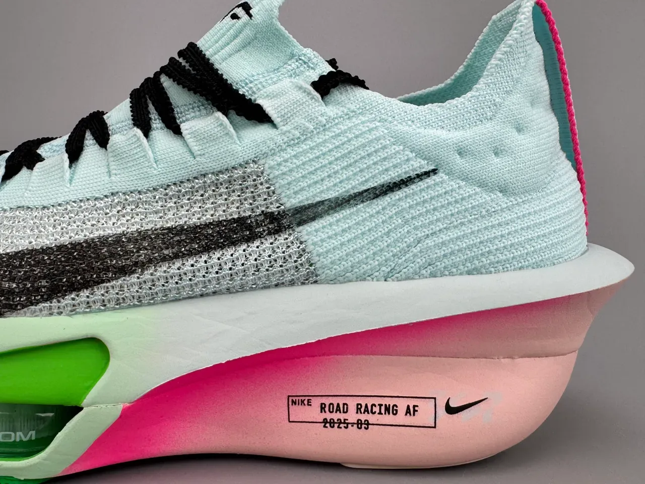 Nike Road Racing AF 2025-03 Aqua Pink Green Chaussures de course 3