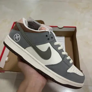 Nike SB Dunk Low 灰白棕滑板鞋