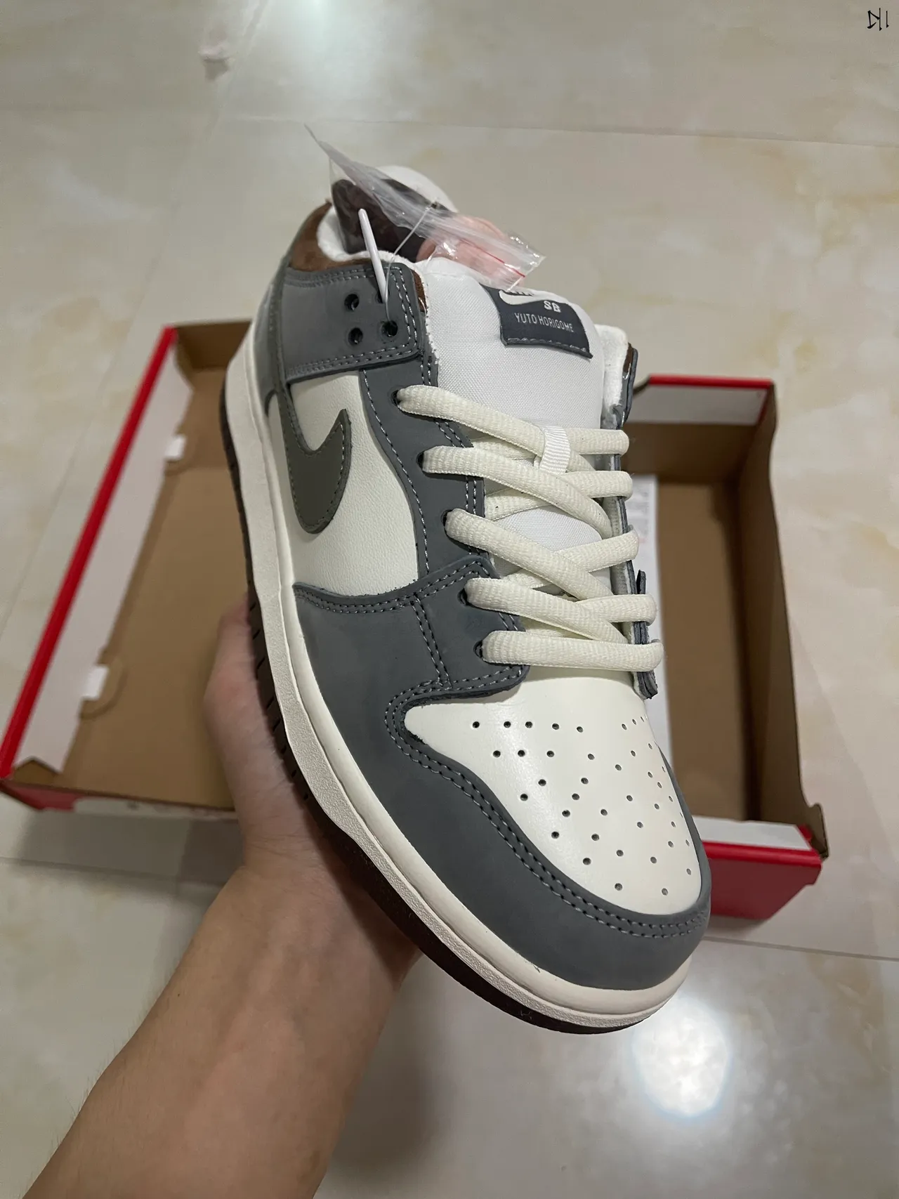 Nike SB Dunk Low 灰白棕滑板鞋 2