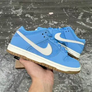 Nike SB Dunk Low Light Blue Suede Skateboard Shoes