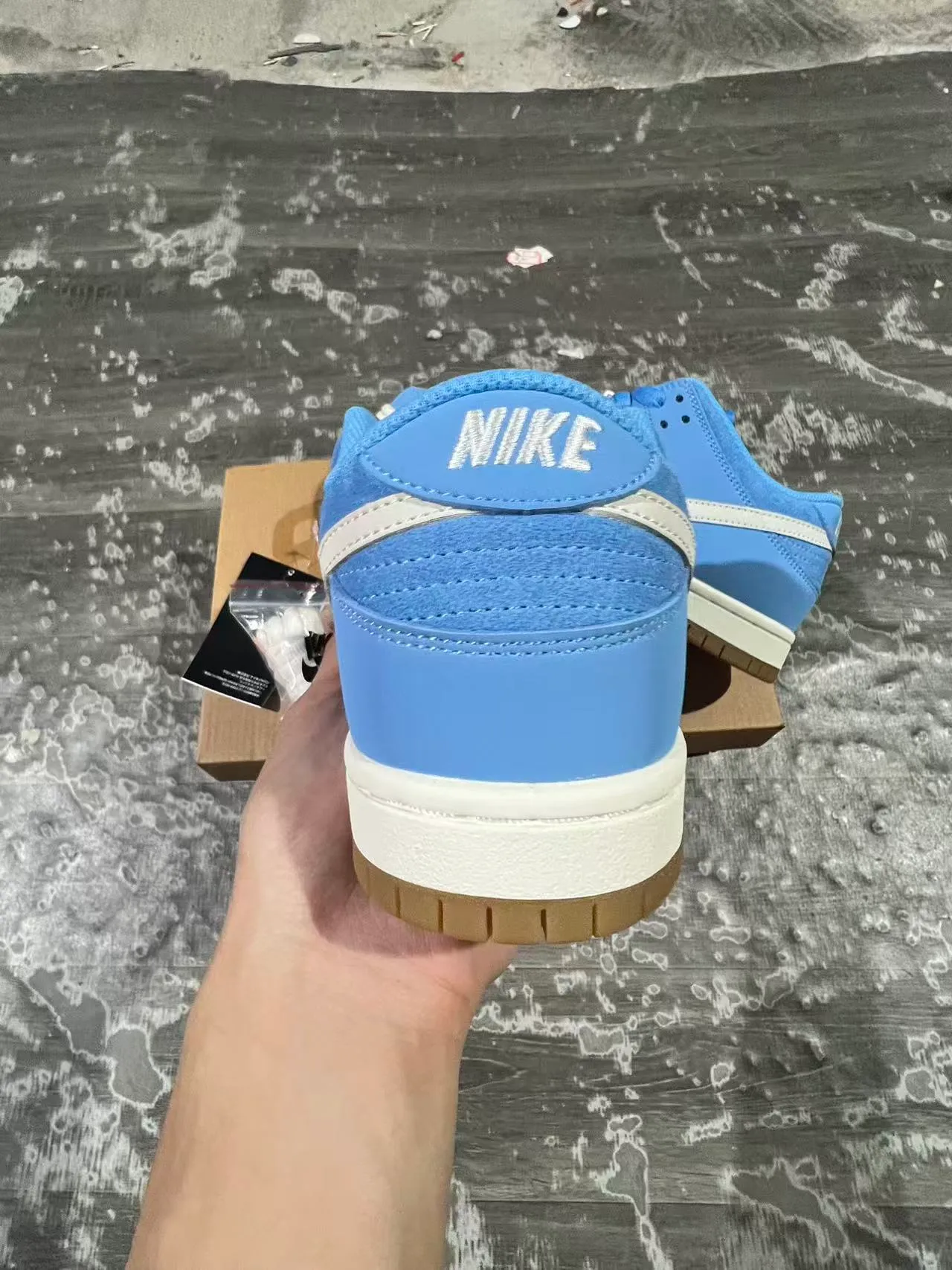 Nike SB Dunk Low Light Blue Suede Skateboard Shoes 8