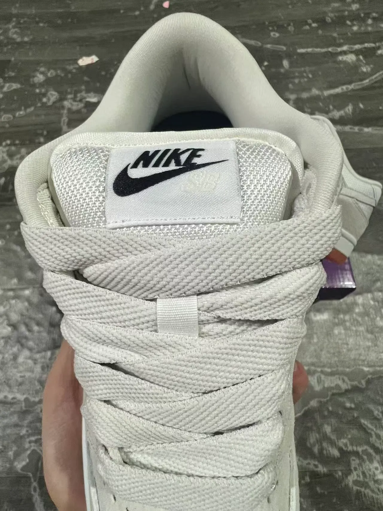 Nike SB Dunk Low أحذية تزلج رمادي فاتح جوم 4