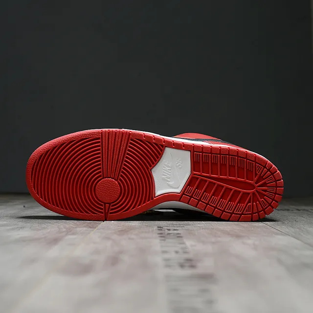 Nike SB Dunk Low Red White Black Skateboard Shoes 5