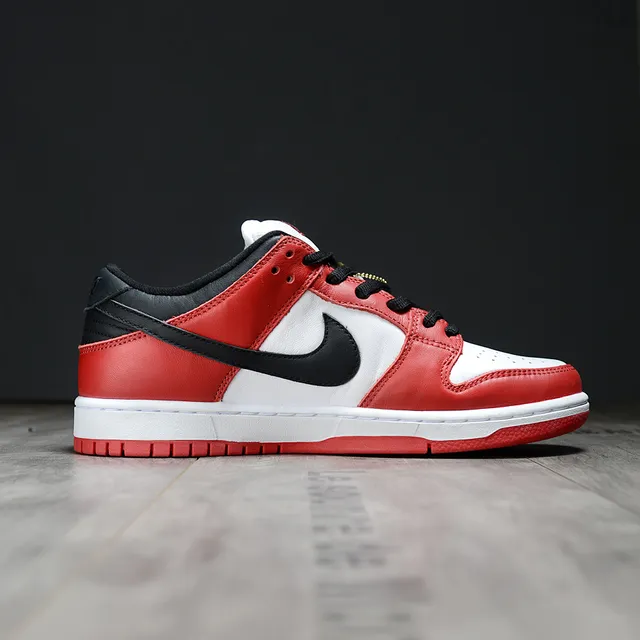 Nike SB Dunk Low Red White Black Skateboard Shoes 6