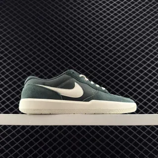 Nike SB Force 58 深绿色和米色滑板鞋