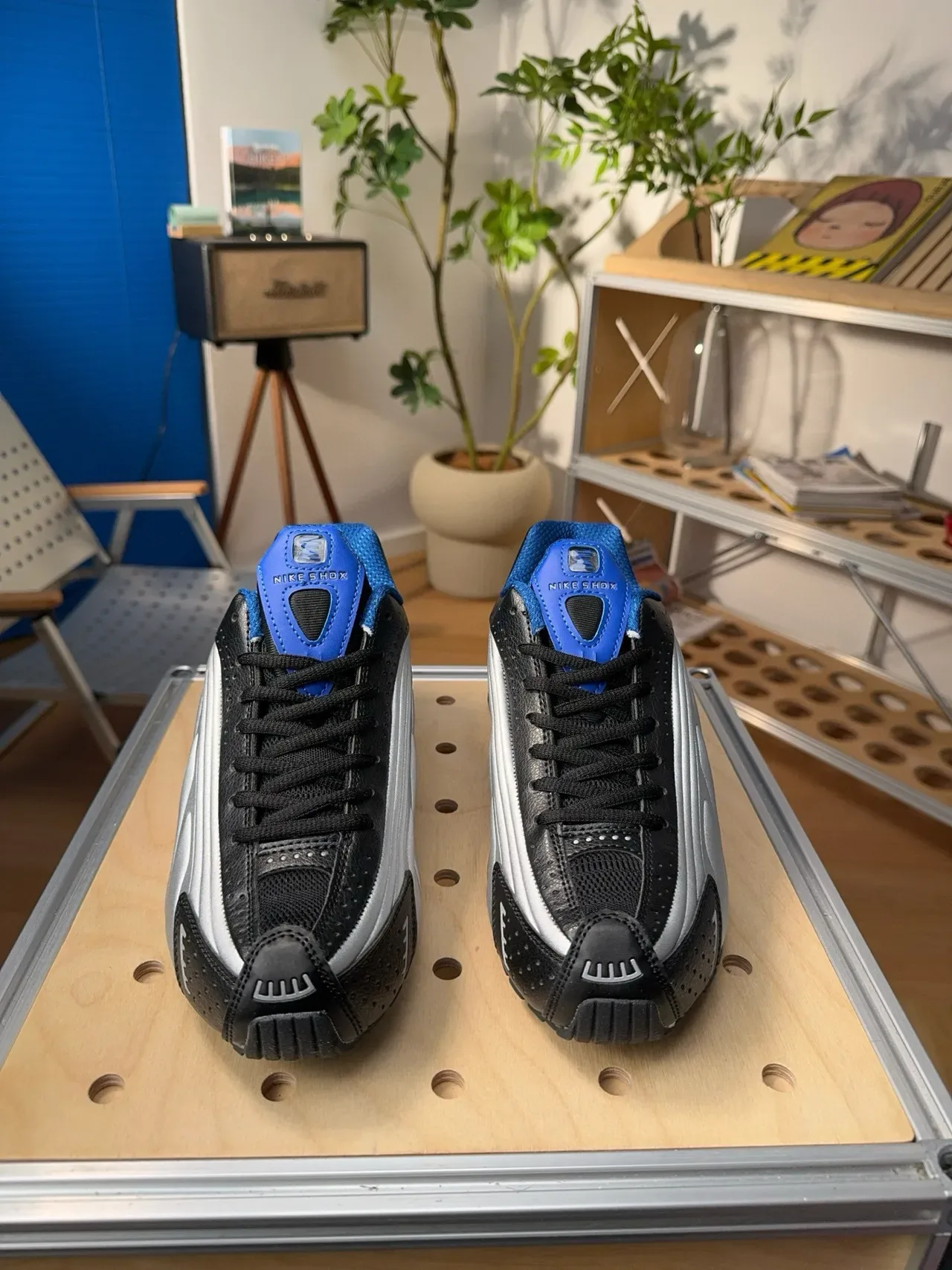 Nike Shox R4 Silver Black Blue Lifestyle Sneakers 5