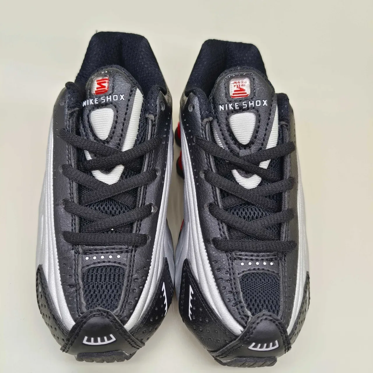 Nike Shox White Gray Perforated Mesh Upper Sculpted Layered Midsole Lifestyle Sneakers 13