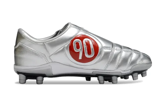 Nike Silver Black Metallic Chaussures de football tige matelacée basse cleat pour terrain ferme 7