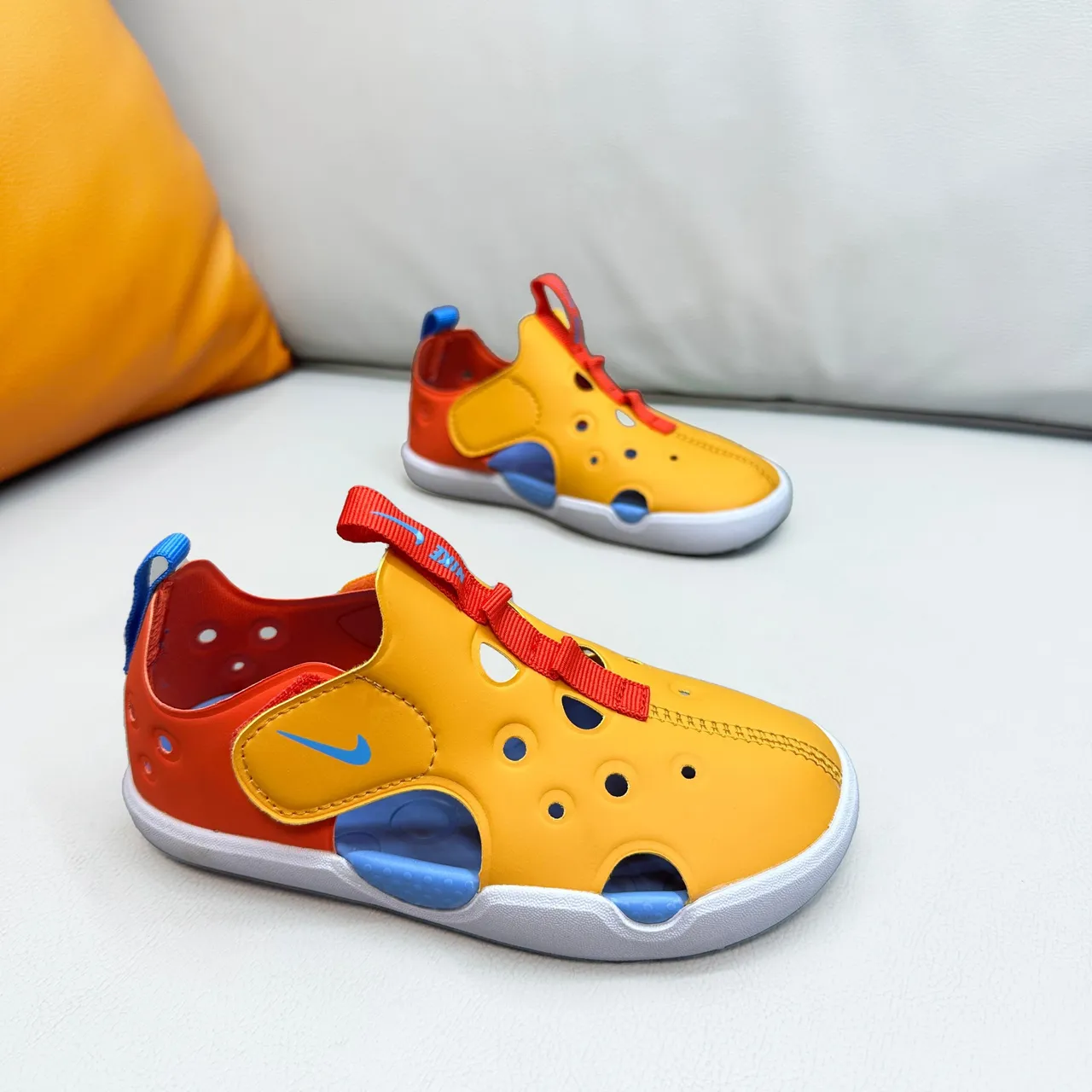 Nike Sunray Protect Sandales Enfants Rose Sangle Perforée Casual 14