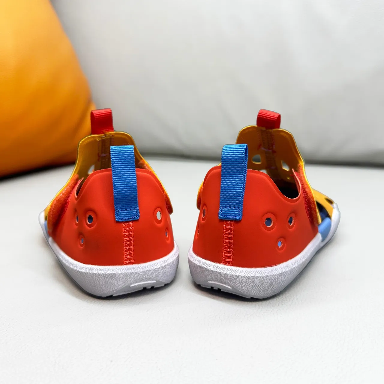 Nike Sunray Protect Sandales Enfants Rose Sangle Perforée Casual 15