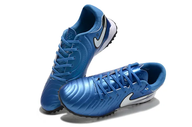 Nike Tiempo Bleu Noir Partie Supérieure Synthétique Moldée Texture Ribelée Horizontale Chaussures de Football Turf 7