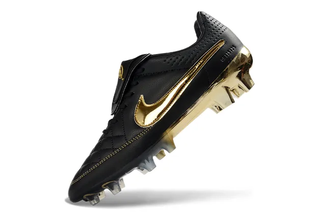 Nike Tiempo Legend Black and Gold Firm-Ground Soccer Shoes 3