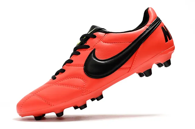 Nike Tiempo Chaussures de football Orange Noir Low-Cut Cuir matelassé Haut Terrain Ferme 3