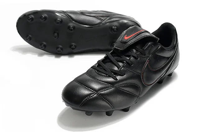 Nike Tiempo Chaussures de football Orange Noir Low-Cut Cuir matelassé Haut Terrain Ferme 24