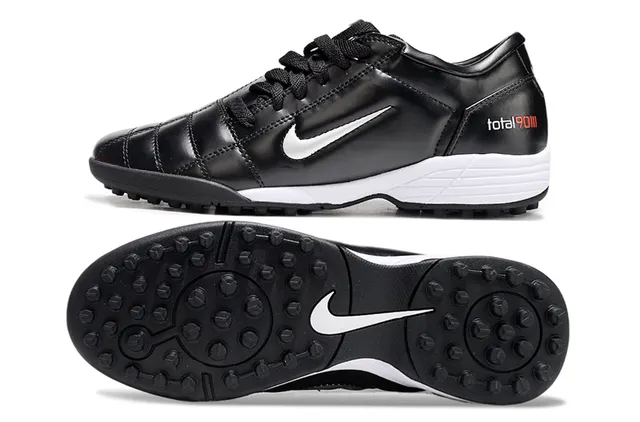 Nike Total 90 III Zapatos de fútbol Turf Negro y Blanco 2
