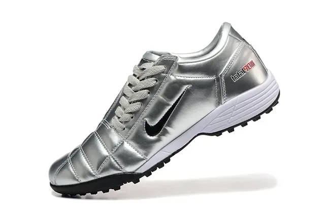 Nike Total 90 III Argent Noir Rouge Chaussures de Football Turf 4