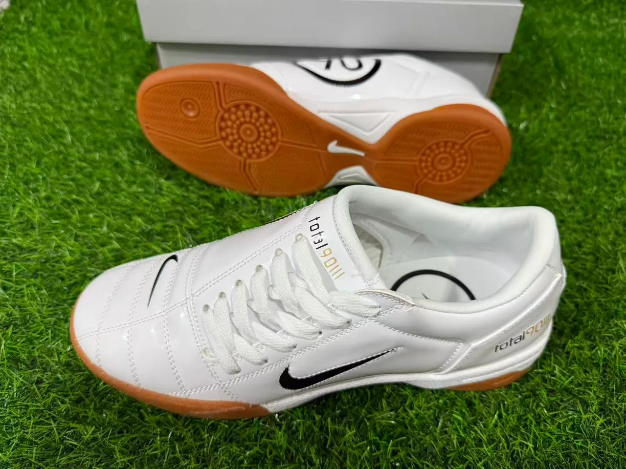 Nike Total 90 III White Gum Chaussures de football indoor 7