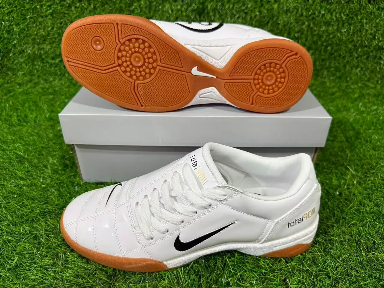 Nike Total 90 III White Gum Chaussures de football indoor 2
