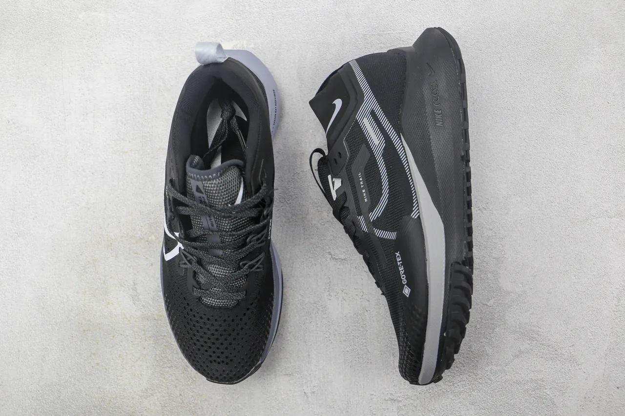 Nike Trail Black Gray Mesh And Synthetic Upper GORE-TEX Waterproofing Running Shoes 3
