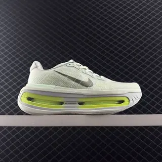 Nike Vomero Premium Gris Verde Low-Top Zapatillas de correr con malla superior