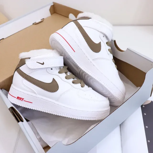 Nike White Black High-Top Padded Collar Lifestyle Sneakers 11